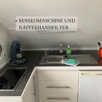 Ferienwohnungen Haus Krabbe Zentral & Hundefreundlich, Ideal Fuer Paare Und Alleinreisende, Zwischen Bremerhaven Und Cuxhaven Wremen