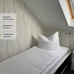 Haus Krabbe Zentral & Hundefreundlich, Ideal Fuer Paare Und Alleinreisende, Zwischen Bremerhaven Und Cuxhaven * Wremen