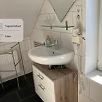 Haus Krabbe Zentral & Hundefreundlich, Ideal Fuer Paare Und Alleinreisende, Zwischen Bremerhaven Und Cuxhaven Wremen