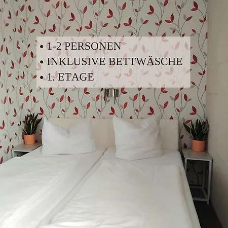 Haus Krabbe Apartments, Zentral Gelegen Zwischen Bremerhaven Und Cuxhaven, Hunde Kostenfrei Willkommen, Hauseigene Kostenfreie Parkplaetze, Unterstellmoeglichkeit Fuer Fahrraeder Und E-bikes Wremen