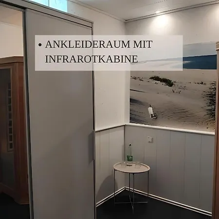 Haus Krabbe Apartments, Zentral Gelegen Zwischen Bremerhaven Und Cuxhaven, Hunde Kostenfrei Willkommen, Hauseigene Kostenfreie Parkplätze, Unterstellmöglichkeit Für Fahrräder Und E-bikes Wremen