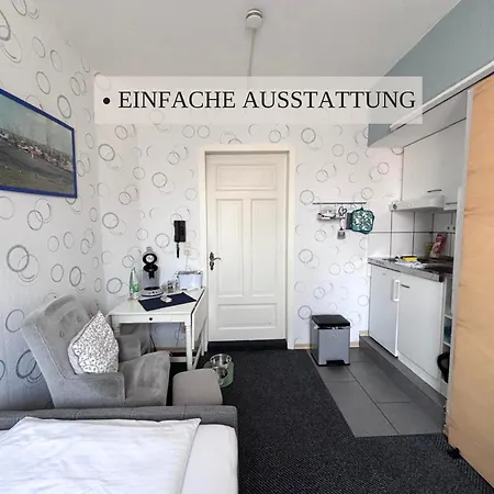 Haus Krabbe Apartments, Zentral Gelegen Zwischen Bremerhaven Und Cuxhaven, Hunde Kostenfrei Willkommen, Hauseigene Kostenfreie Parkplaetze, Unterstellmoeglichkeit Fuer Fahrraeder Und E-bikes *