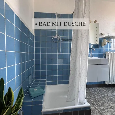 Haus Krabbe Apartments, Zentral Gelegen Zwischen Bremerhaven Und Cuxhaven, Hunde Kostenfrei Willkommen, Hauseigene Kostenfreie Parkplaetze, Unterstellmoeglichkeit Fuer Fahrraeder Und E-bikes