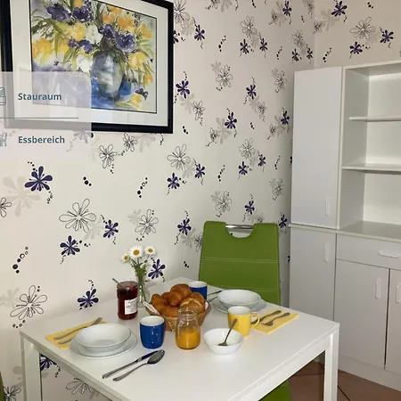 Haus Krabbe Zentral & Hundefreundlich, Ideal Fuer Paare Und Alleinreisende, Zwischen Bremerhaven Und Cuxhaven * Wremen