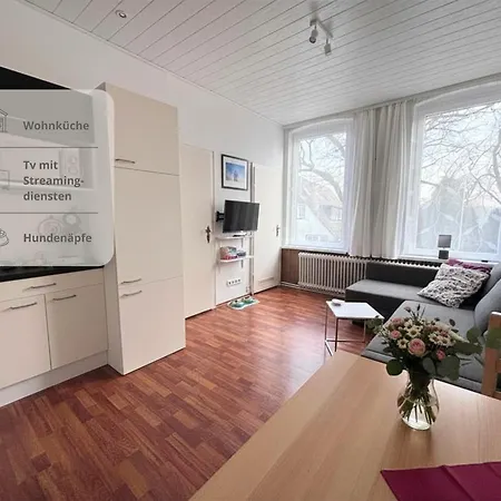 Haus Krabbe Zentral & Hundefreundlich, Ideal Fuer Paare Und Alleinreisende, Zwischen Bremerhaven Und Cuxhaven * Wremen