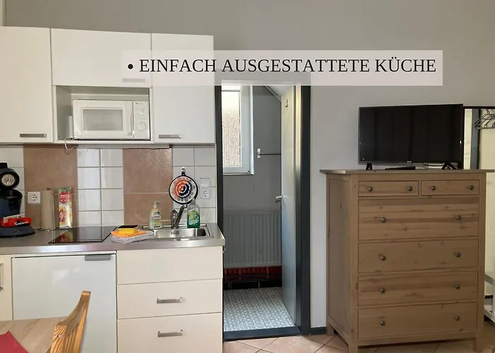 Haus Krabbe Apartments, Zentral Gelegen Zwischen Bremerhaven Und Cuxhaven, Hunde Kostenfrei Willkommen, Hauseigene Kostenfreie Parkplaetze, Unterstellmoeglichkeit Fuer Fahrraeder Und E-bikes