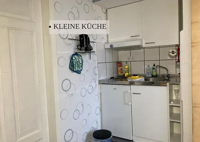 Haus Krabbe Apartments, Zentral Gelegen Zwischen Bremerhaven Und Cuxhaven, Hunde Kostenfrei Willkommen, Hauseigene Kostenfreie Parkplaetze, Unterstellmoeglichkeit Fuer Fahrraeder Und E-bikes *