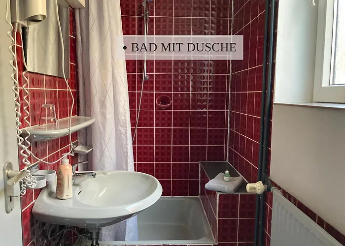 Haus Krabbe Apartments, Zentral Gelegen Zwischen Bremerhaven Und Cuxhaven, Hunde Kostenfrei Willkommen, Hauseigene Kostenfreie Parkplaetze, Unterstellmoeglichkeit Fuer Fahrraeder Und E-bikes Daire