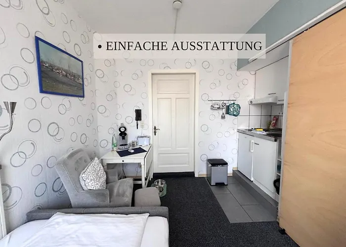 Haus Krabbe Apartments, Zentral Gelegen Zwischen Bremerhaven Und Cuxhaven, Hunde Kostenfrei Willkommen, Hauseigene Kostenfreie Parkplaetze, Unterstellmoeglichkeit Fuer Fahrraeder Und E-bikes *