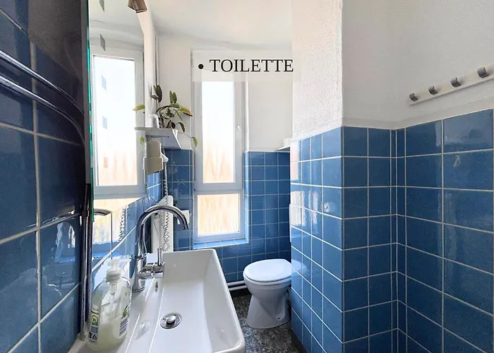 Haus Krabbe Apartments, Zentral Gelegen Zwischen Bremerhaven Und Cuxhaven, Hunde Kostenfrei Willkommen, Hauseigene Kostenfreie Parkplaetze, Unterstellmoeglichkeit Fuer Fahrraeder Und E-bikes Daire *